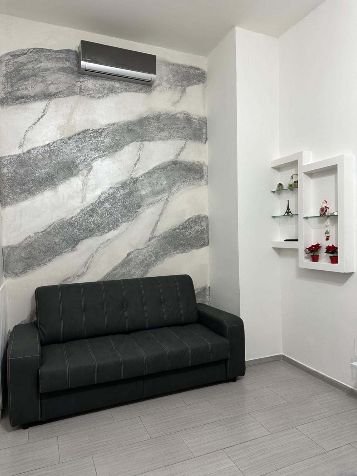 House Antonella Apartment *
